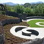 Otel Heights 4*