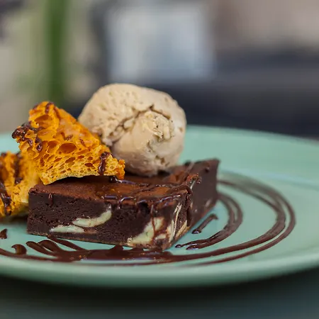 Hotel Heights Killarney